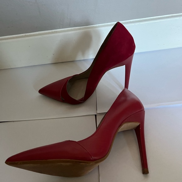 High heels - Picture 3 of 3